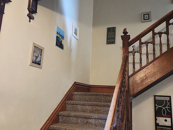 5th image of 102 5th Ave
