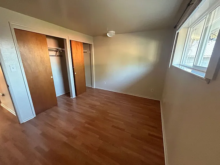 1501 Arthur St #4 — Photo 12