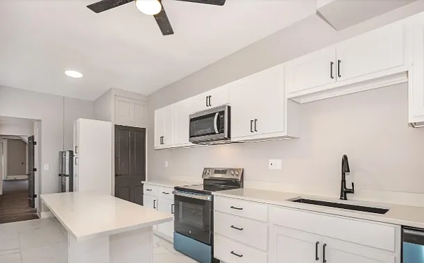 460 Dayton St — Photo 7