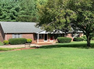 1200 Old Us Highway 221 S #A, Marion, NC 28752