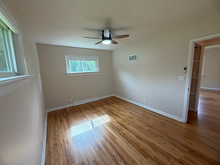 104 Market St — Photo 28