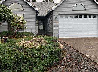 130 Monterey Ave, Lincoln City, OR 97367