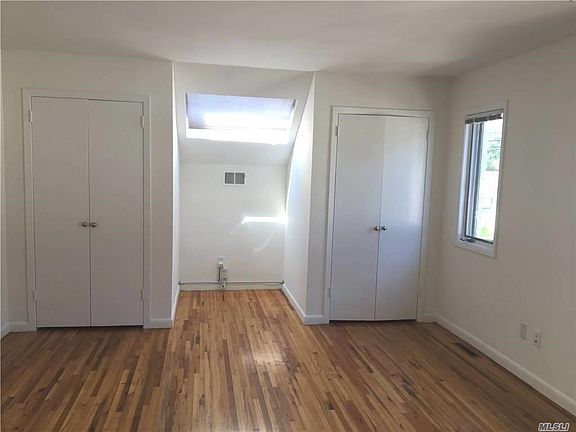 2nd image of 44 Sintsink Dr E APT A