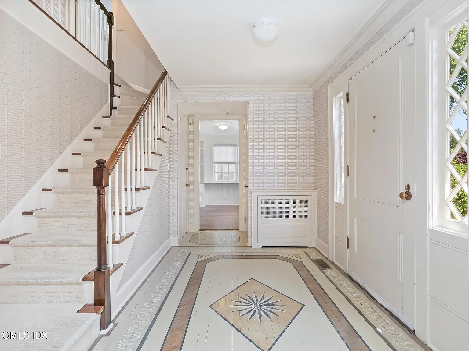 5 bed, 5.5 bath, 4000 sqft, $24,500 — Photo 3