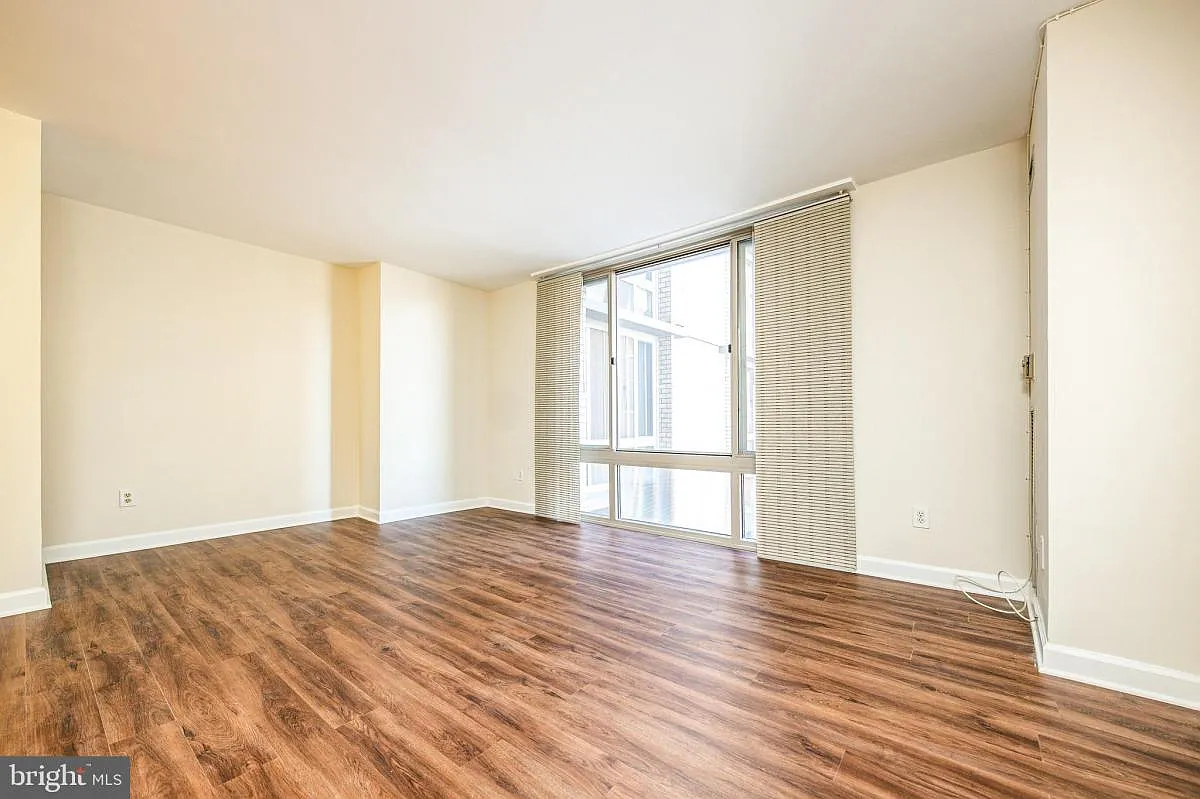 1 bed, 1.0 bath, 600 sqft, $1,950 — Photo 3