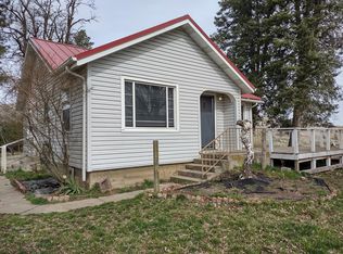 10101 Lancaster Rd, Saint John, WA 99171