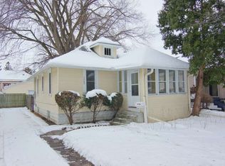 1662 James Ave, Saint Paul, MN 55105