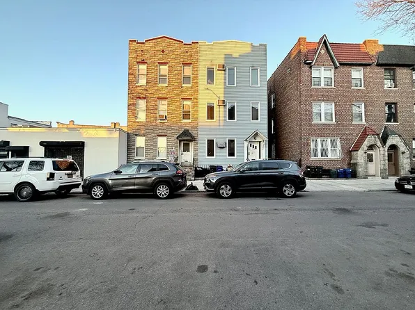 73-13 71st St Floor 3, Ridgewood, NY 11385