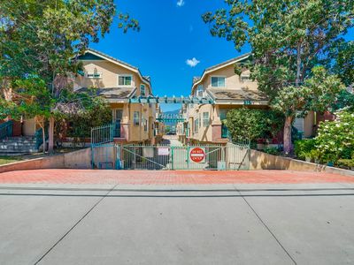 319 W Duarte Rd #B, Monrovia, CA, 91016