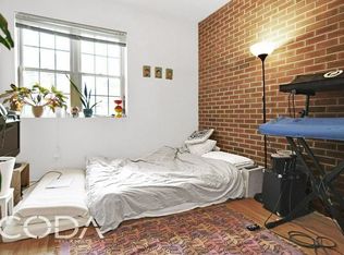 226 Ainslie St #2A, Brooklyn, NY 11211