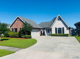 111 Ravensaide Dr, Houma, LA 70360