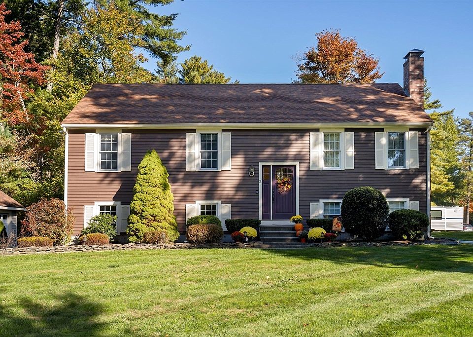 1st image of 2 Winterfield Dr