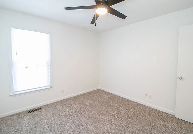 613 Joshua Dr — Photo 21