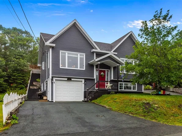11 Whelans Crescent, Paradise, NL A1L3S6