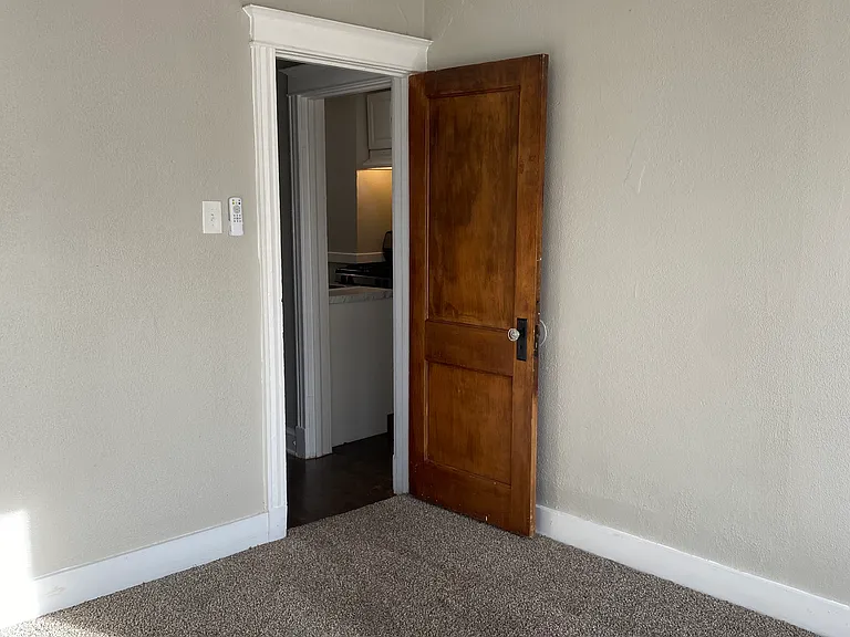 3634 Forest Ave #3N — Photo 13