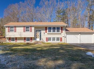 7 Dartmouth Rd, Franklin, MA 02038