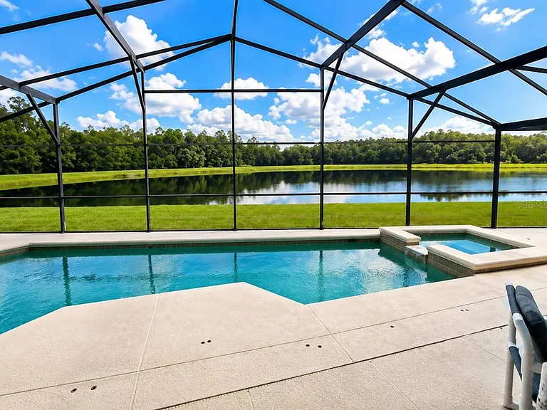 4742 Cumbrian Lakes Dr — Photo 8