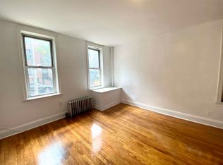 28-46 34th St #1F, Astoria, NY 11103