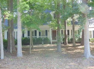 266 Country Club Dr, Henderson, NC 27536