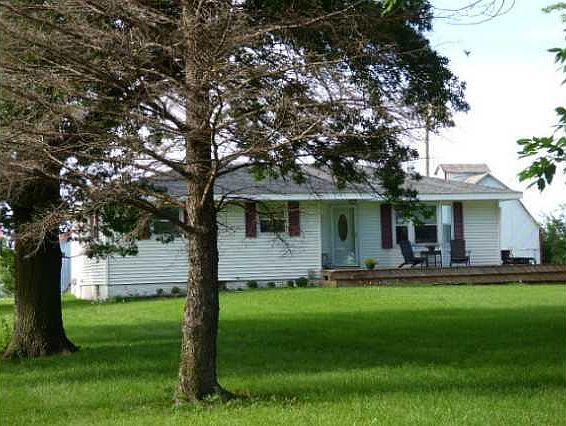 1st image of 8426 NE 70th Ave