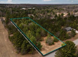 32 Old Cabin Dr #32, Interlochen, MI 49643