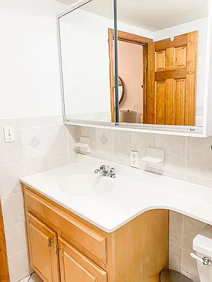 Rented by Street Realty Brokerage LLC | media 15