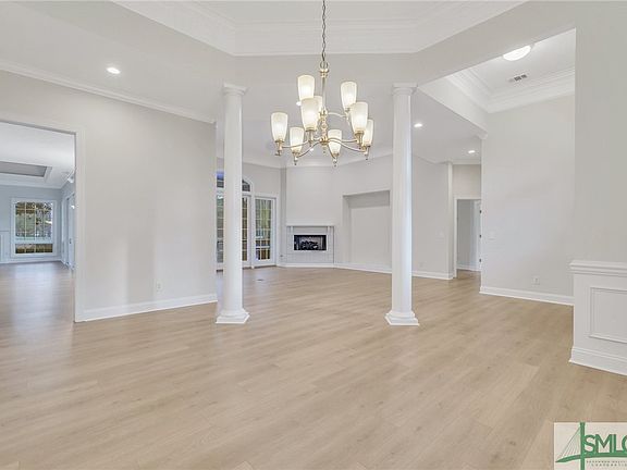 5th image of 110 Greenview Drive