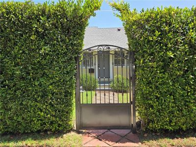 2536 Westwood Blvd, Los Angeles, CA, 90064