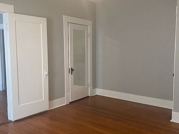 5th image of 531 Cedar St APT 2