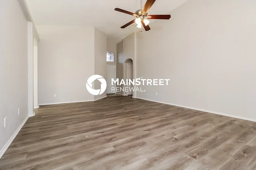 12509 W PALM Lane — Photo 3