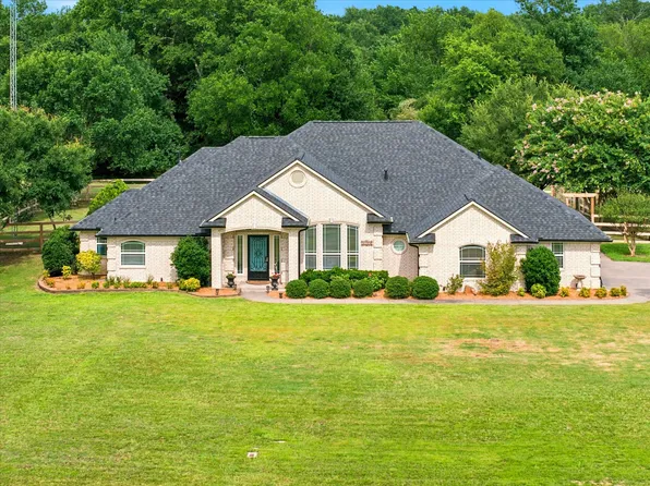 4069 Tracy Ln, Greenville, TX 75402