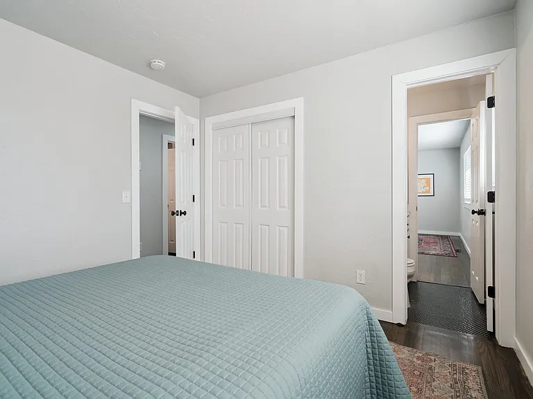 4104 NW 59th St — Photo 27