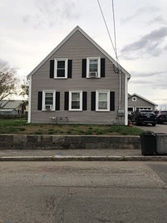 1st image of 68R Brackett St #1