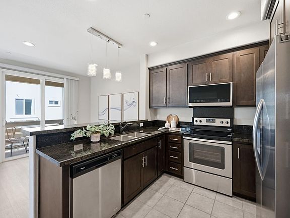 4th image of 156 Lewis Ln
