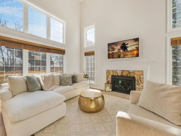 1655 Woodland DRIVE #12-52, Lake Geneva, WI 53147