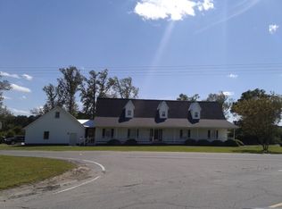 374 Jack Dale Rd, Wallace, NC 28466