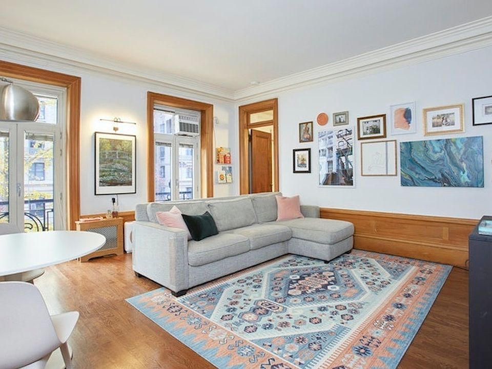 1st image of 510 W 110th St APT 3C