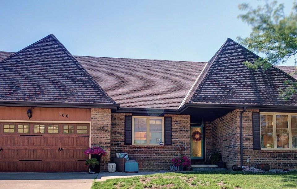 1st image of 100 N Estates Dr
