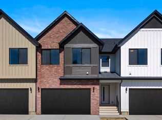 201 E Cooperswood Grn SW #1003, Airdrie, AB T3B3Y6