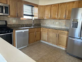 Rented by Alexiou Realty