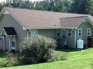 155 High Rolling Meadow Dr, Mount Airy, GA 30563