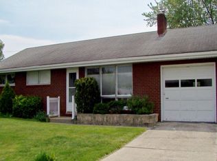 140 Mountain View Dr, Reedsville, PA 17084