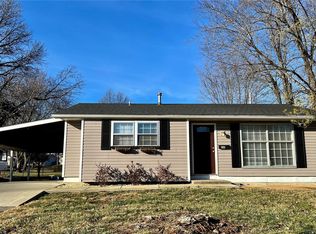 208 Avalon Dr, Troy, IL