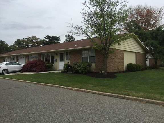 2nd image of 99A Buckingham Dr