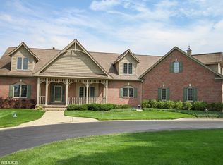 200 S Green St, McHenry, IL 60050
