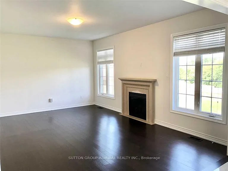 276 Chouinard Way — Photo 4