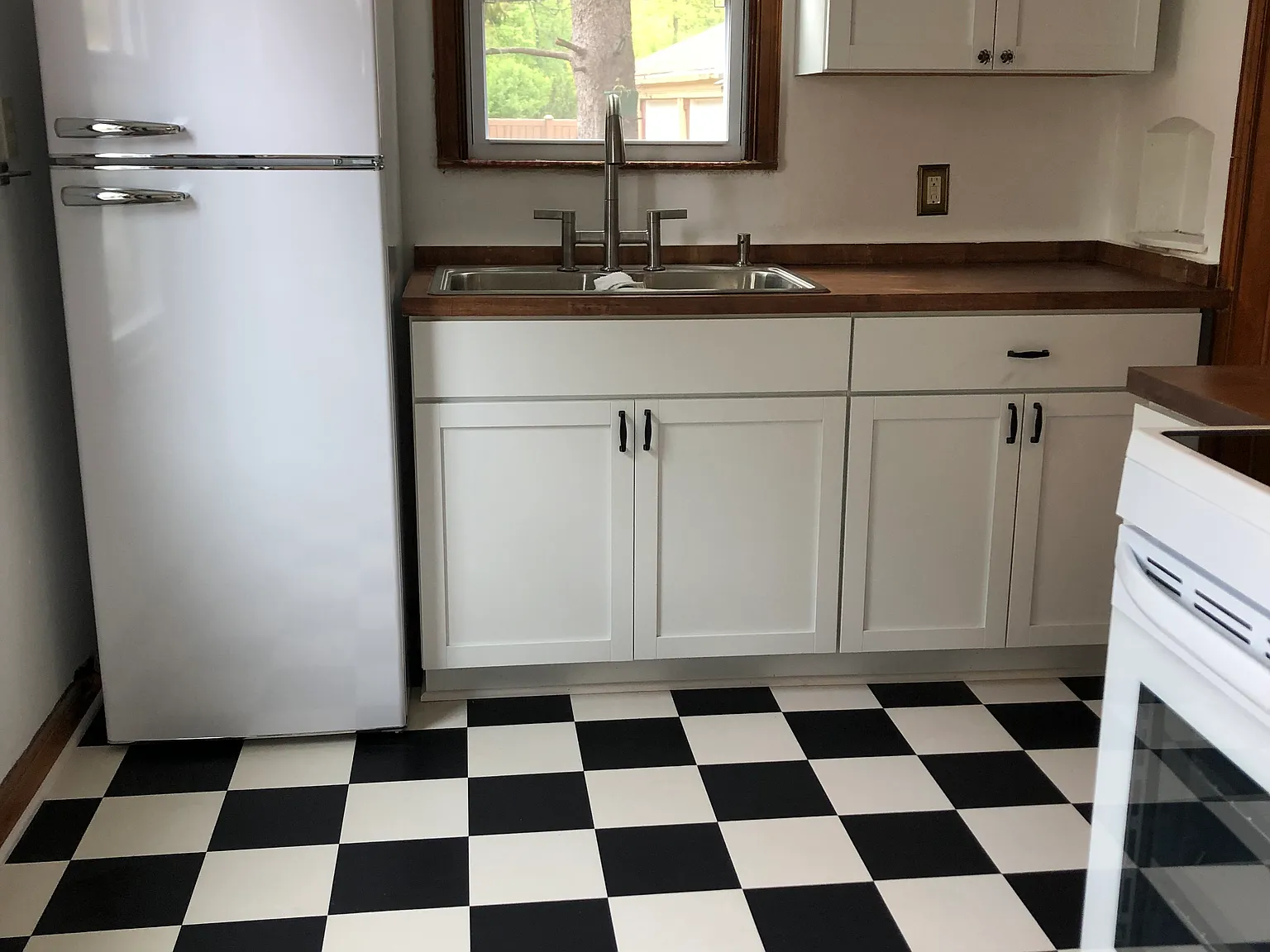 2 bed, 900 sqft, $1,395 — Photo 2