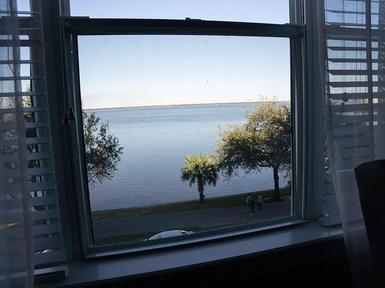 225 Seminole Blvd #303 — Photo 18