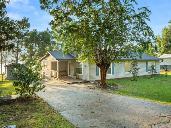120 Lakeshore Dr, Leesville, LA 71446
