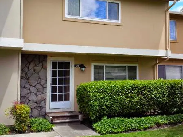 23 Comstock Queen Ct, Mountain View, CA 94043